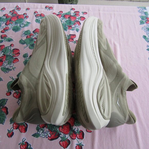 Men's Hoka One One Skyward Laceless Slip-On SZ 14D - Picture 2 of 7